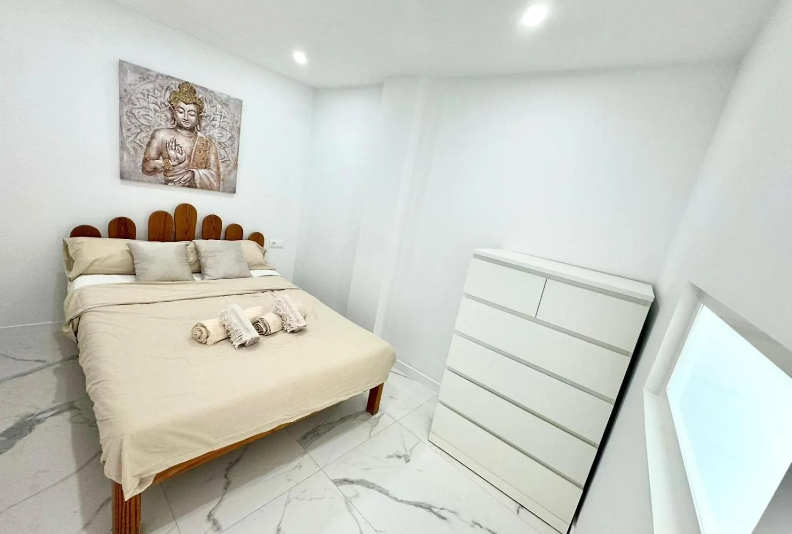 Los Cristianos Must-See Beachfront Apartment, Stunning Views In Tenerife Apartment