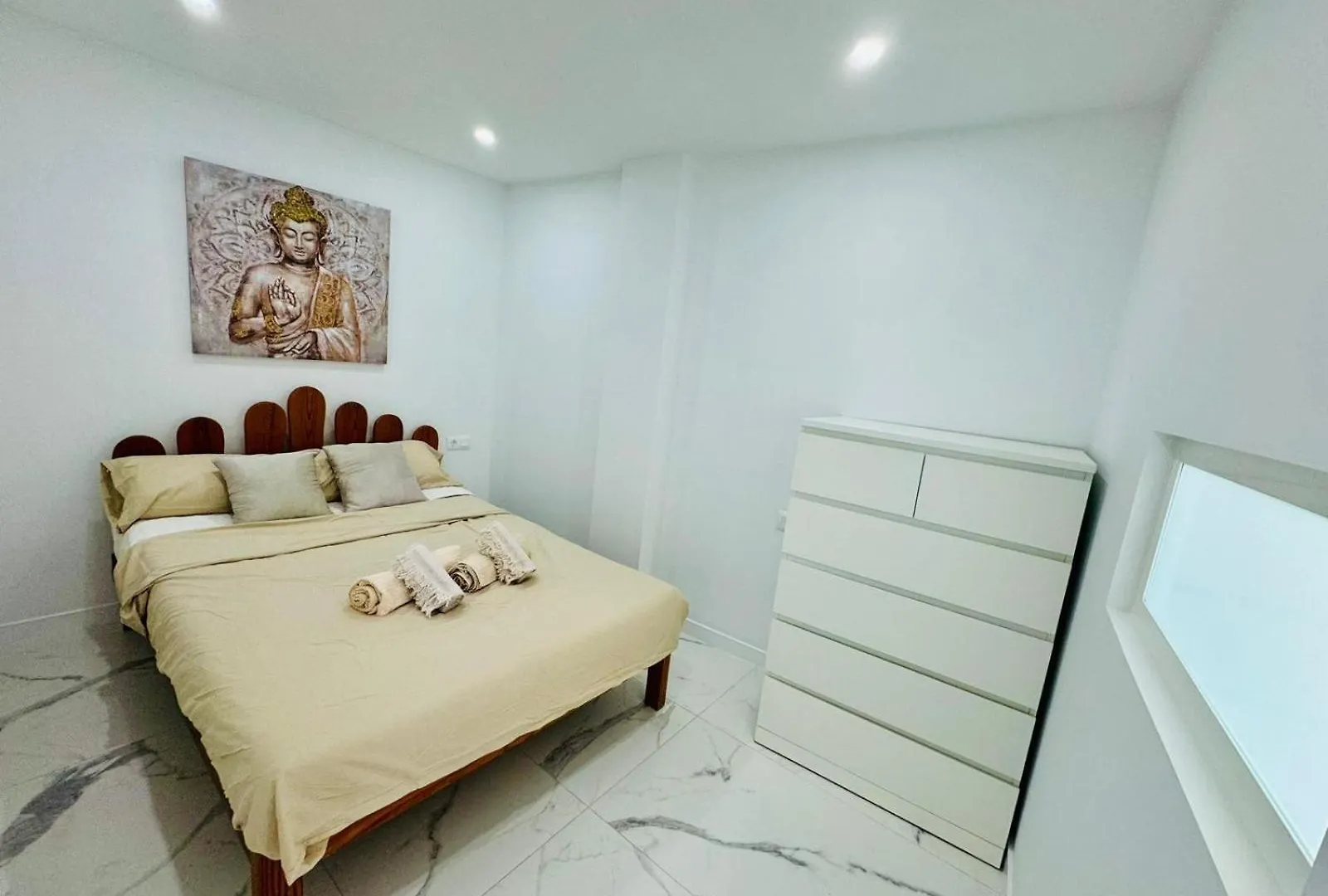 Los Cristianos Must-See Beachfront Apartment, Stunning Views In Tenerife 0*, Los Cristianos (Tenerife) Spain